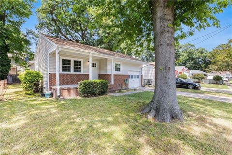 Single Family Residence in Norfolk VA 1443 Mellwood Court.jpg