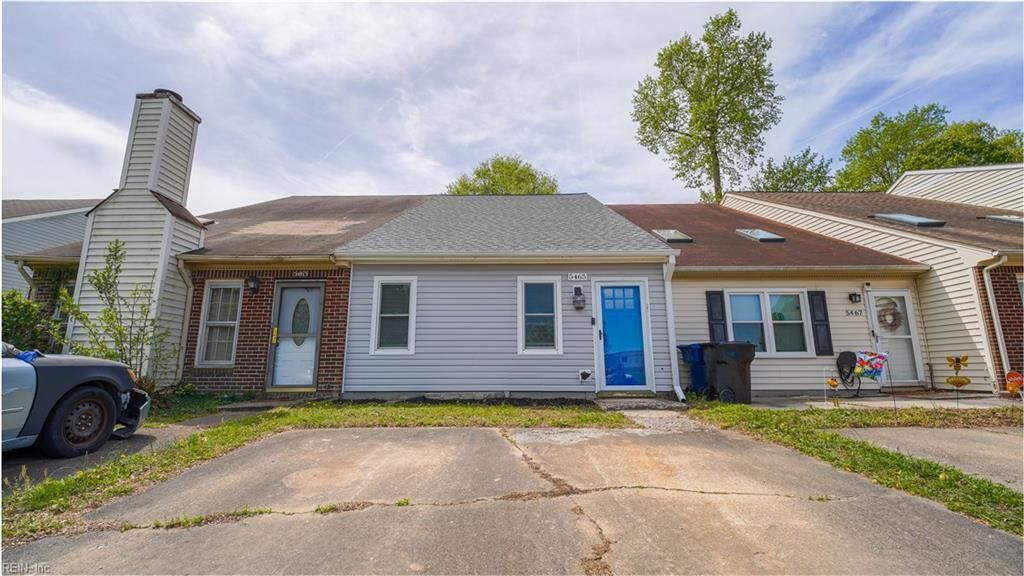 Photo of 5465 Lynbrook Landing, Virginia Beach, VA 23462 (MLS # 10626640)