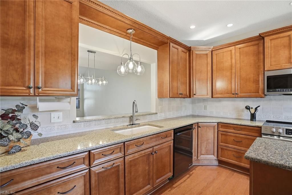 Photo of 1192 Cypress Point Way, Virginia Beach, VA 23455 (MLS # 10632471)