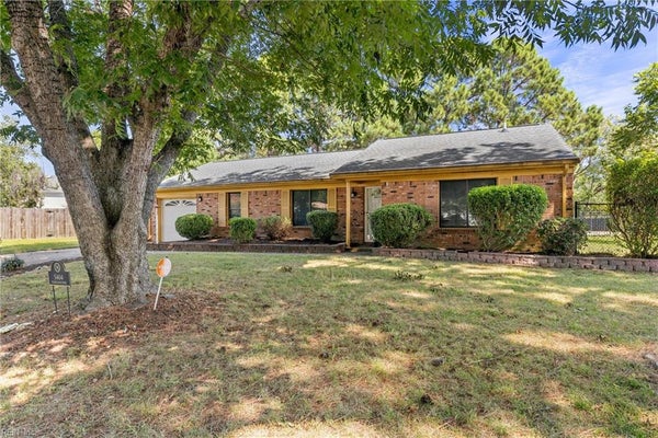 5404 STAGECOACH TRL, VIRGINIA BEACH, VA 23464 - Image 204f1014cff2c2b6875201ec95650ebf/281865489