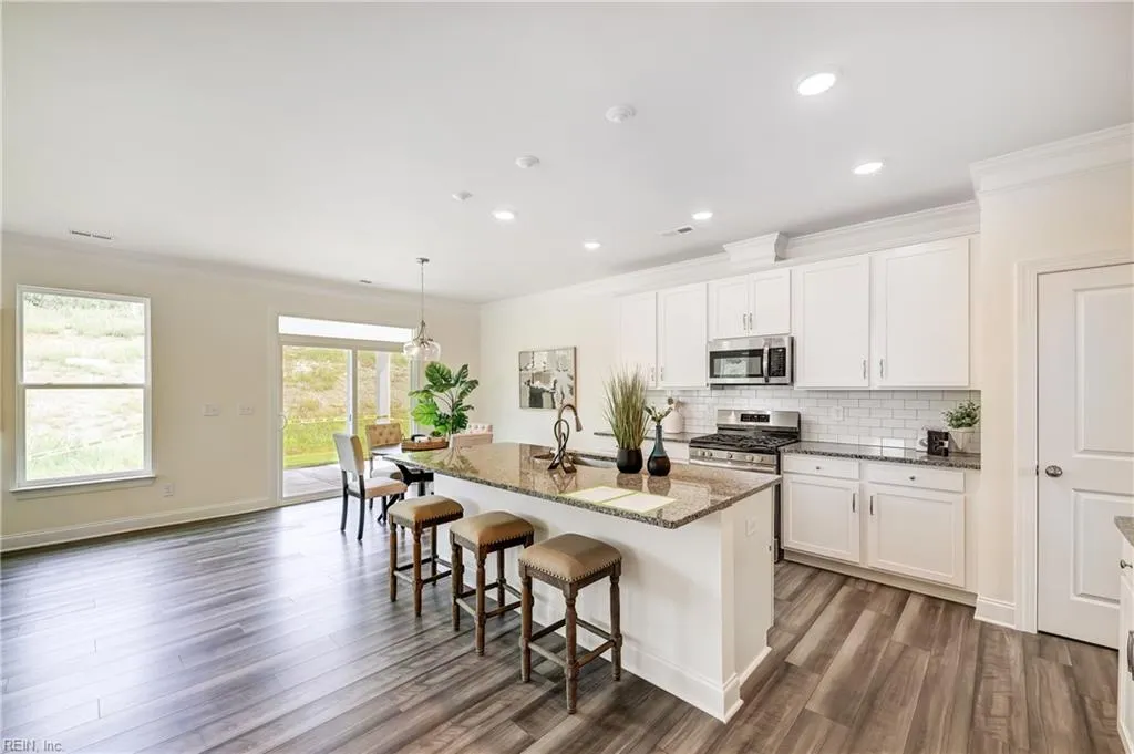 Windsor, Virginia 23487, United States, 3 Bedrooms Bedrooms, ,2 BathroomsBathrooms,Residential,Active,242928