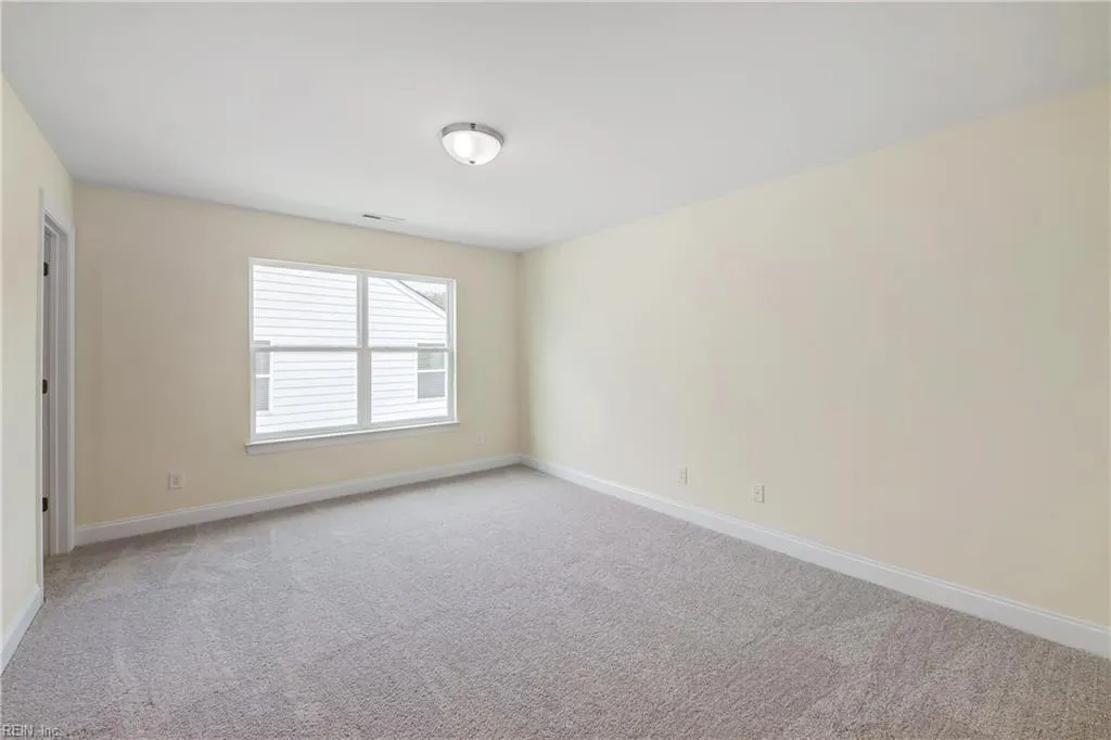 Windsor, Virginia 23487, United States, 3 Bedrooms Bedrooms, ,2 BathroomsBathrooms,Residential,Active,242928