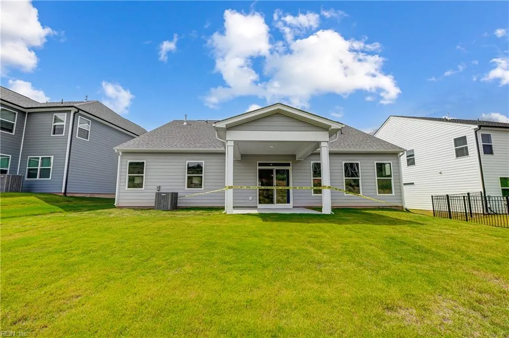 Windsor, Virginia 23487, United States, 3 Bedrooms Bedrooms, ,2 BathroomsBathrooms,Residential,Active,242928