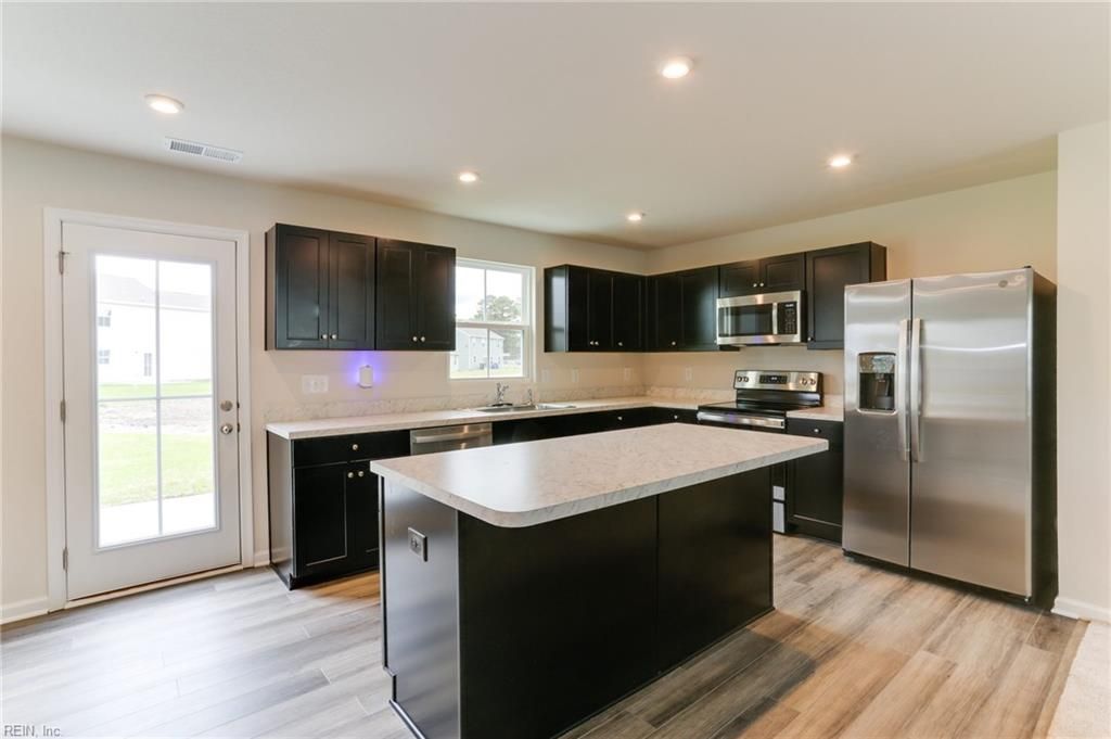 Photo of 429 Forecastle Street, Portsmouth, VA 23701 (MLS # 10629198)