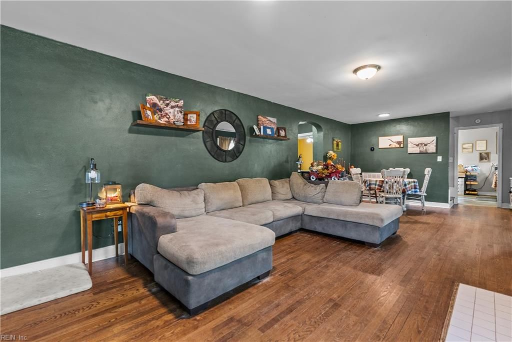 Photo of 521 Lee Street, Hampton, VA 23669 (MLS # 10608252)