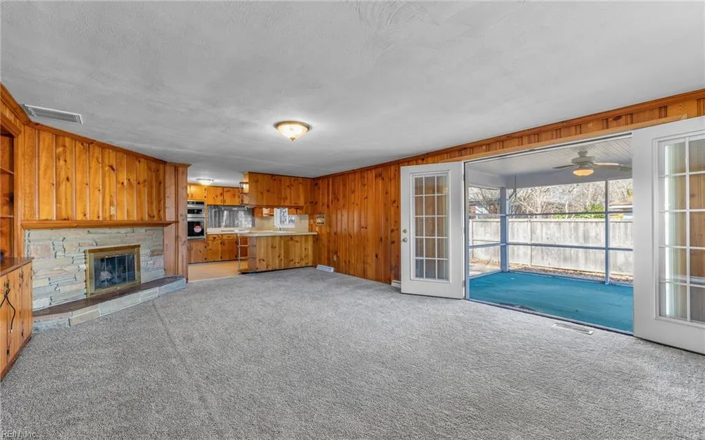 Norfolk, Virginia 23502, United States, 3 Bedrooms Bedrooms, ,3 BathroomsBathrooms,Residential,Pending,8594