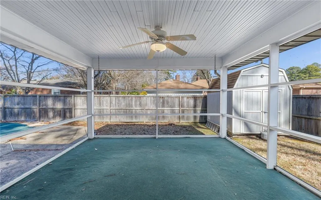 Norfolk, Virginia 23502, United States, 3 Bedrooms Bedrooms, ,3 BathroomsBathrooms,Residential,Pending,8594