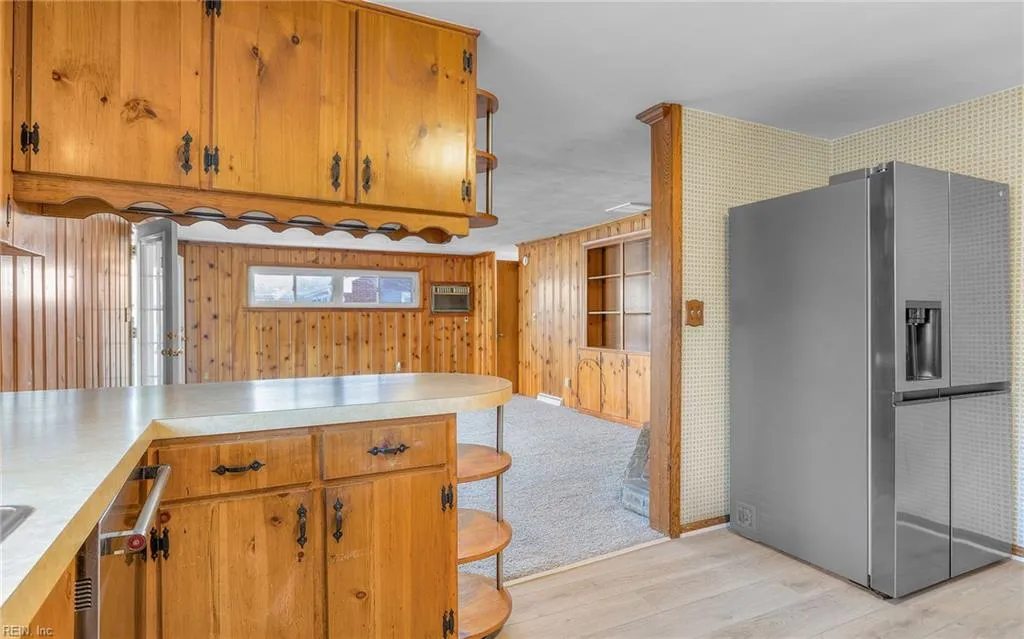 Norfolk, Virginia 23502, United States, 3 Bedrooms Bedrooms, ,3 BathroomsBathrooms,Residential,Pending,8594