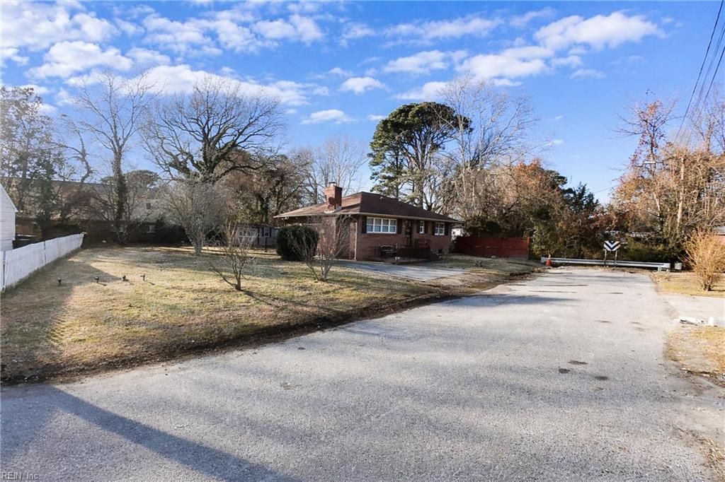 Photo of 55 Calhoun Street, Hampton, VA 23669 (MLS # 10626781)