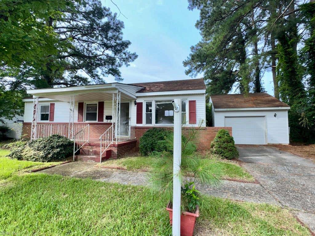 Photo of 1520 Blanche Drive, Portsmouth, VA 23701 (MLS # 10647081)