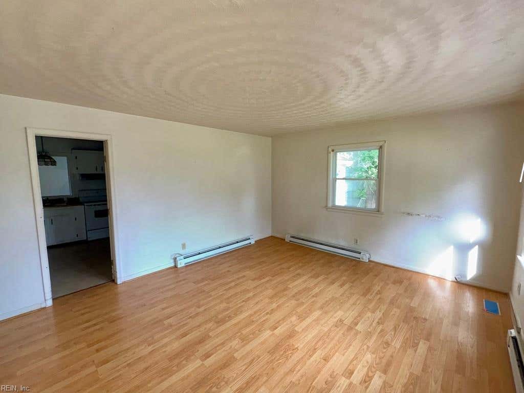 Photo of 1520 Blanche Drive, Portsmouth, VA 23701 (MLS # 10647081)