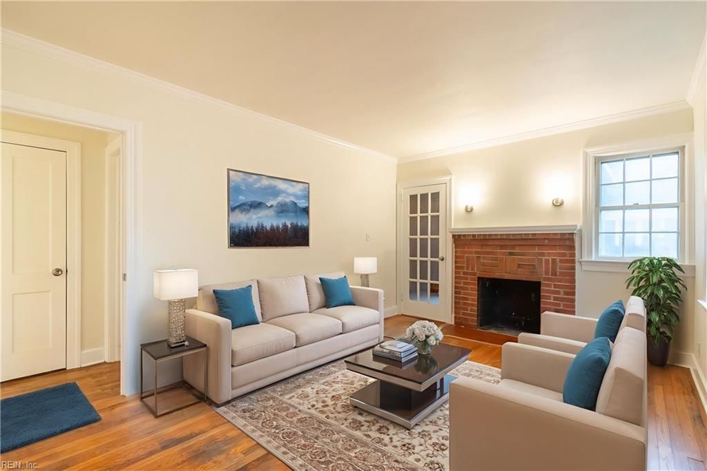 Photo of 5 White Oak Drive, Newport News, VA 23601 (MLS # 10631443)