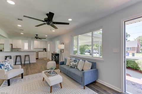 Photo of 2825 Woodland Avenue, Norfolk, VA 23504 (MLS # 10615892)