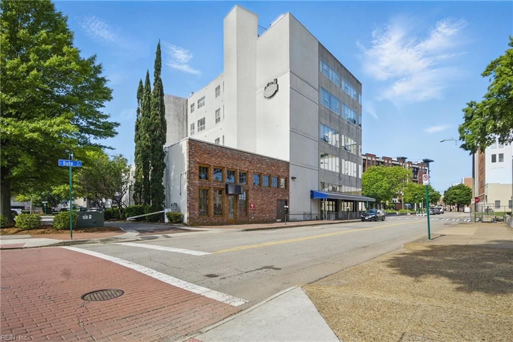 Photo of 500 Granby Street #4D, Norfolk, VA 23510 (MLS # 10595398)