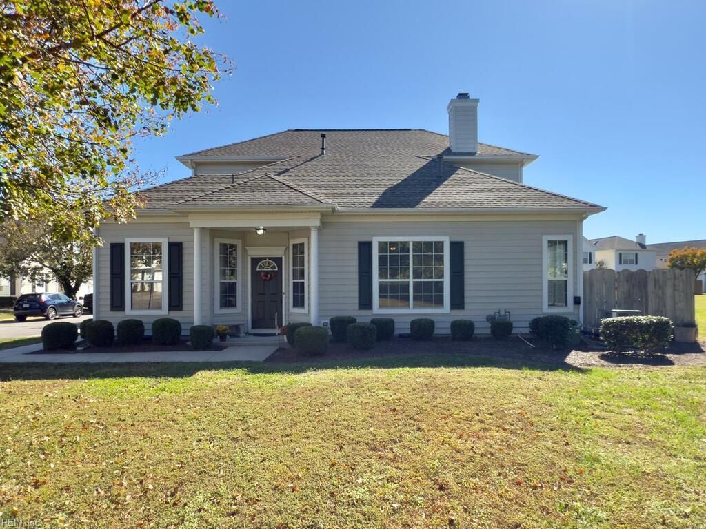 Photo of 2324 Barnsely Court #2324, Virginia Beach, VA 23456 (MLS # 10607117)