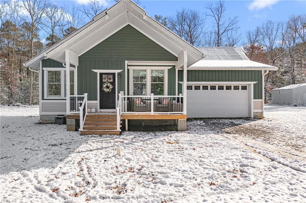 Photo of 53 Braxton Corr Road, Saluda, VA 23149 (MLS # 10612259)