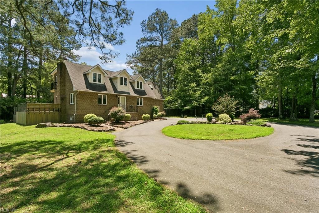 Photo of 246 Hunts Neck Road, Poquoson, VA 23662 (MLS # 10637603)