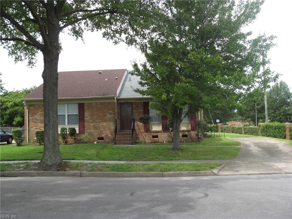 Photo of 1225 Leander Drive, Norfolk, VA 23504 (MLS # 10629015)