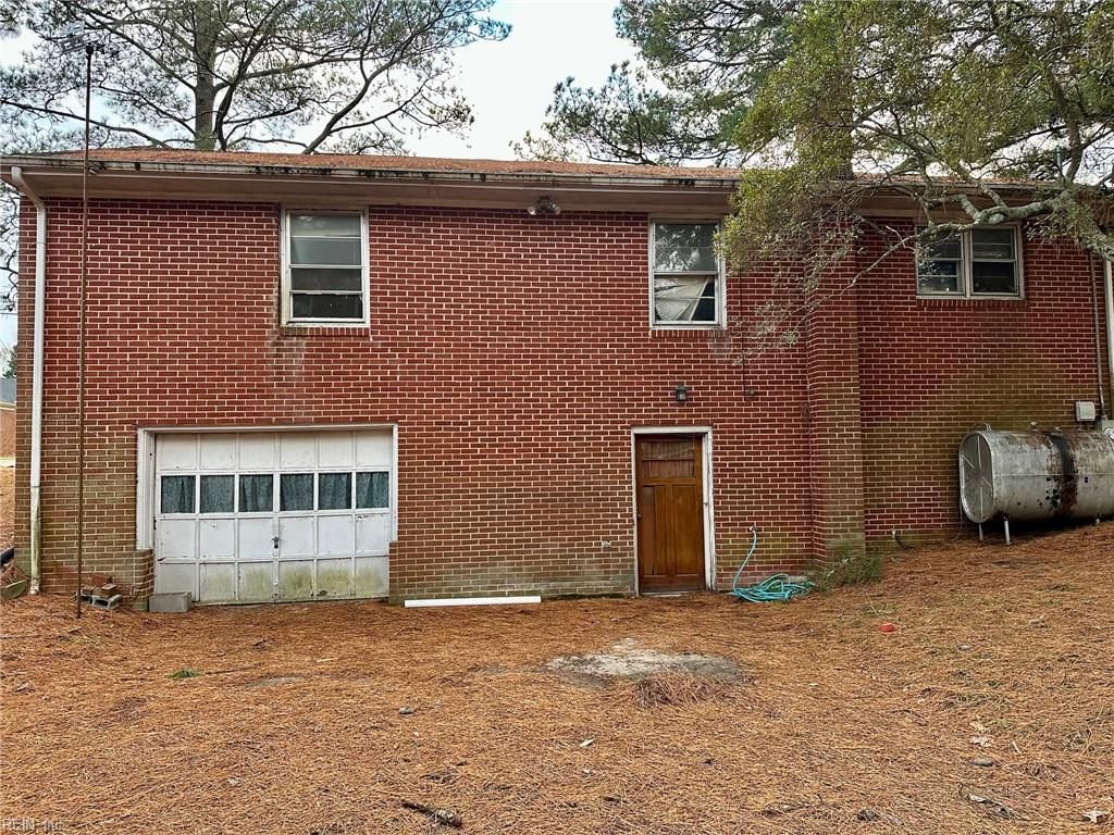 Photo of 708 Maryland Avenue, Suffolk, VA 23434 (MLS # 10613043)