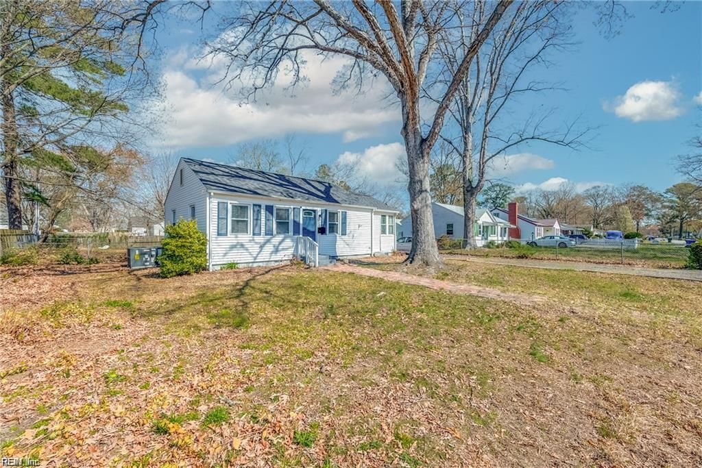 Photo of 621 72nd Street, Newport News, VA 23605 (MLS # 10619387)