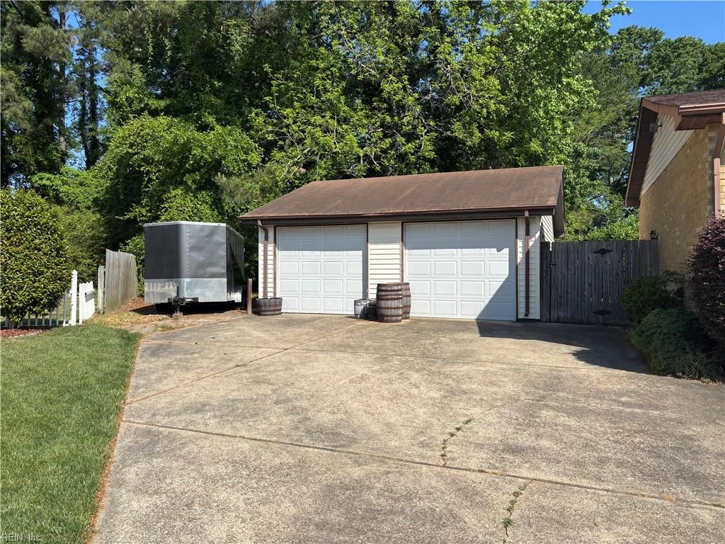 Photo of 904 Lela Lane, Chesapeake, VA 23322 (MLS # 10631751)