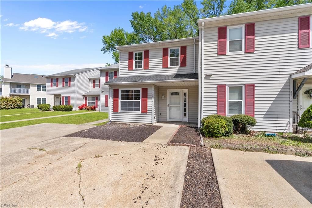 Photo of 5516 Amhurst Court, Virginia Beach, VA 23462 (MLS # 10629363)