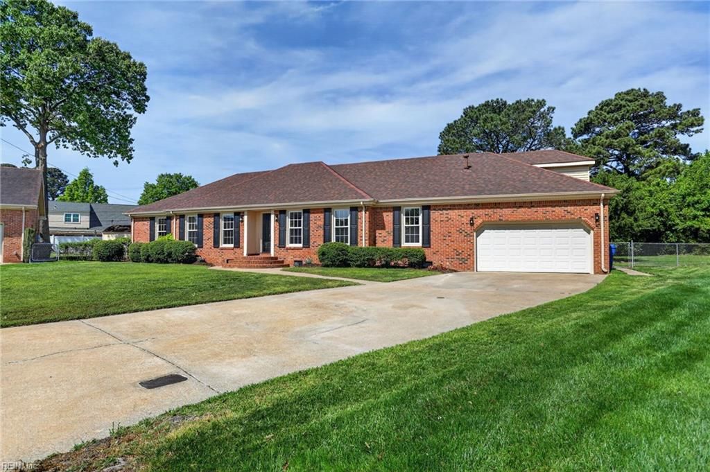 Photo of 659 W Fox Grove Court, Virginia Beach, VA 23464 (MLS # 10636277)