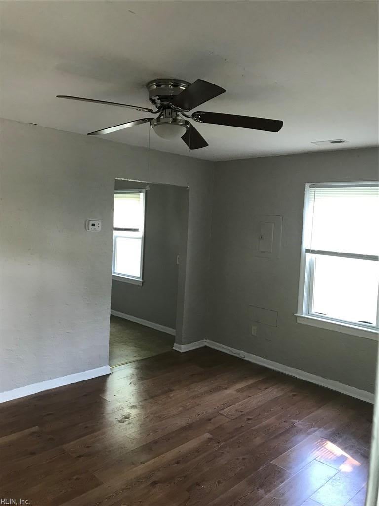 Photo of 13 Cornell Drive, Hampton, VA 23669 (MLS # 10659000)