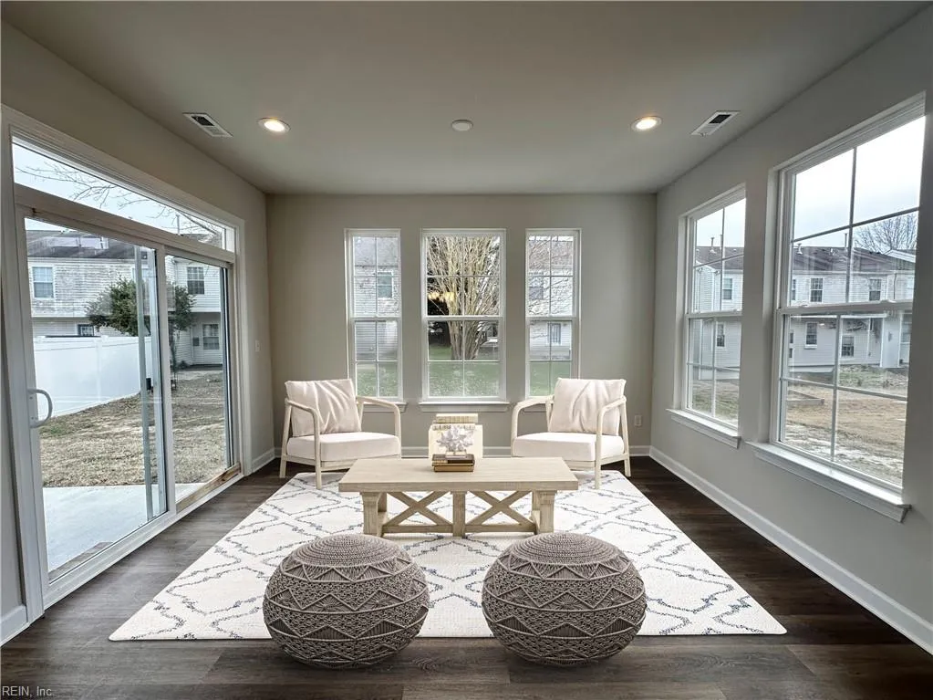 Suffolk, Virginia 23434, United States, 4 Bedrooms Bedrooms, ,3 BathroomsBathrooms,Residential,Active,102350