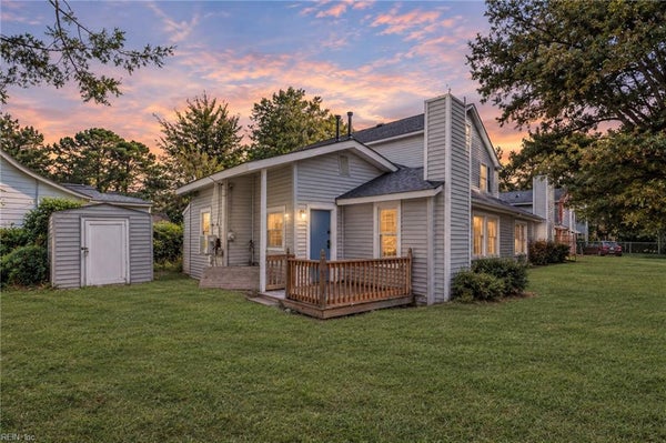 320 MARY ST, HAMPTON, VA 23664 - Image 21f4156a5f45e104ca47d953bc856df1/2359465041