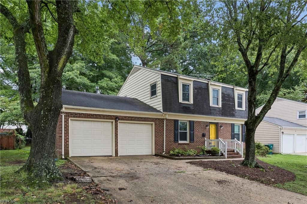 Photo of 930 Coloma Drive, Newport News, VA 23608 (MLS # 10645756)