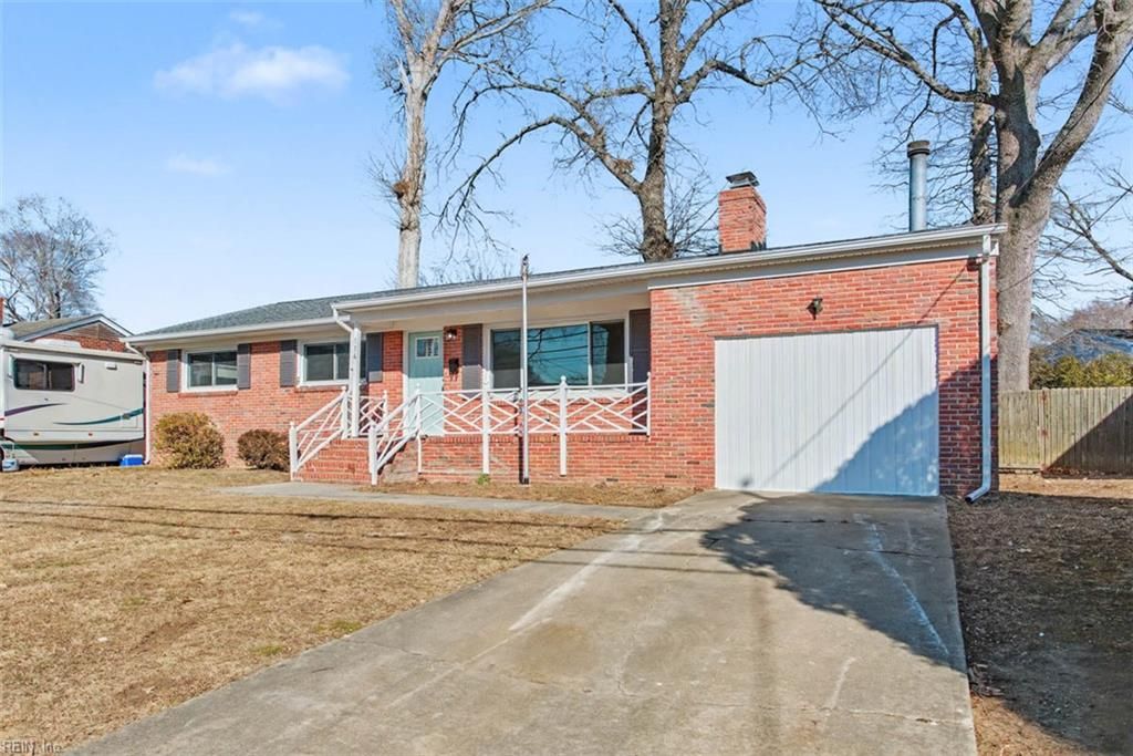 Photo of 114 Kendall Drive, Newport News, VA 23601 (MLS # 10620244)