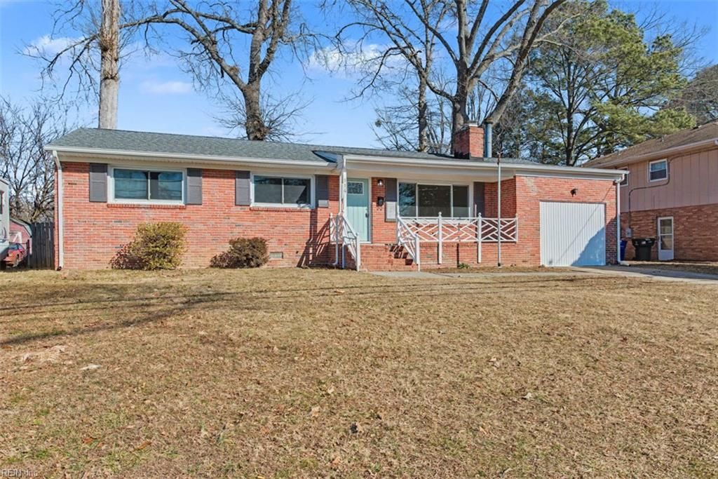 Photo of 114 Kendall Drive, Newport News, VA 23601 (MLS # 10620244)