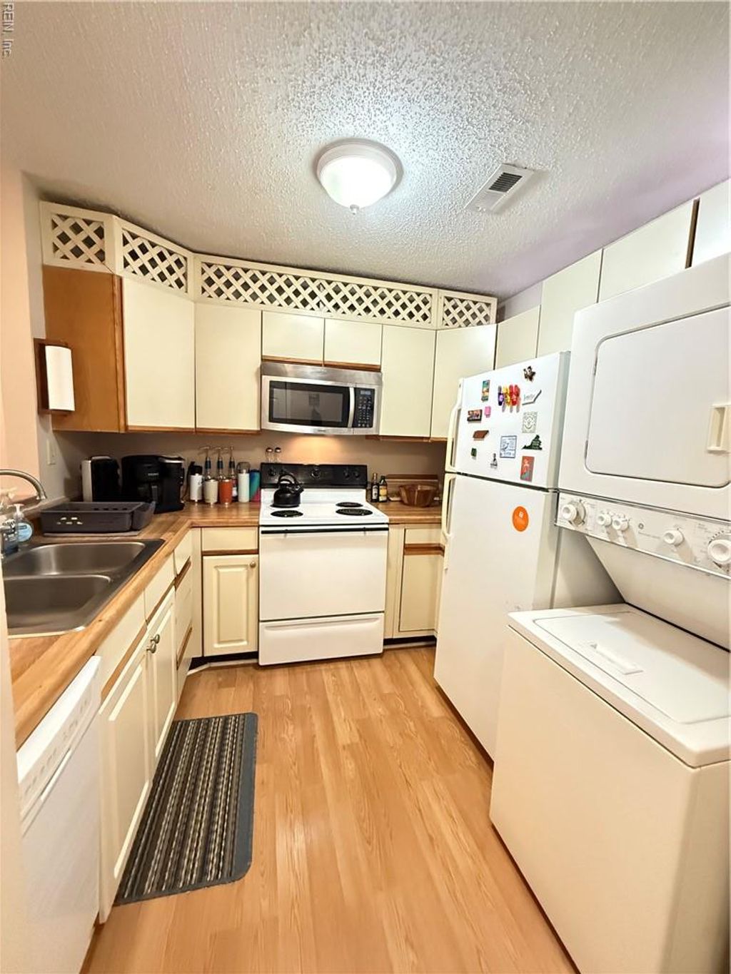 Photo of 1203 Jamestown Road, Williamsburg, VA 23185 (MLS # 10619309)