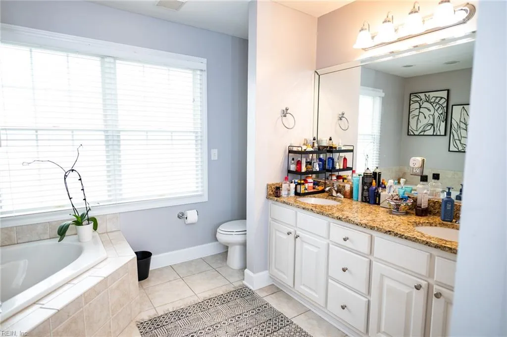 Virginia Beach, Virginia 23455, United States, 3 Bedrooms Bedrooms, ,4 BathroomsBathrooms,Residential,Active,11872