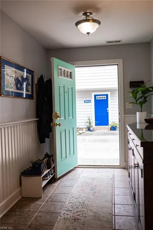 Virginia Beach, Virginia 23455, United States, 3 Bedrooms Bedrooms, ,4 BathroomsBathrooms,Residential,Active,11872