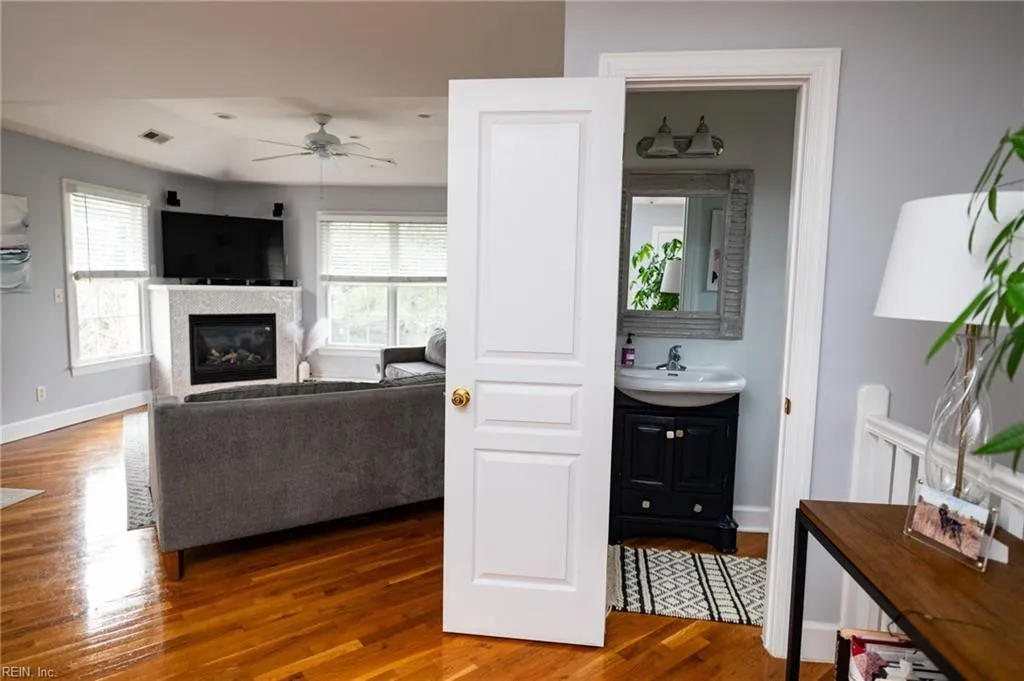 Virginia Beach, Virginia 23455, United States, 3 Bedrooms Bedrooms, ,4 BathroomsBathrooms,Residential,Active,11872