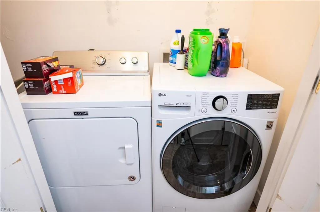 Virginia Beach, Virginia 23455, United States, 3 Bedrooms Bedrooms, ,4 BathroomsBathrooms,Residential,Active,11872