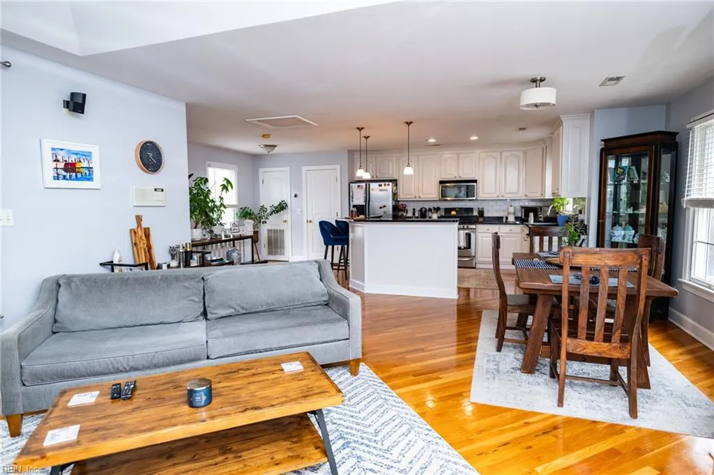 Virginia Beach, Virginia 23455, United States, 3 Bedrooms Bedrooms, ,4 BathroomsBathrooms,Residential,Active,11872