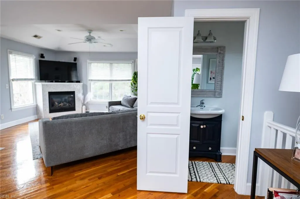 Virginia Beach, Virginia 23455, United States, 3 Bedrooms Bedrooms, ,4 BathroomsBathrooms,Residential,Active,11872