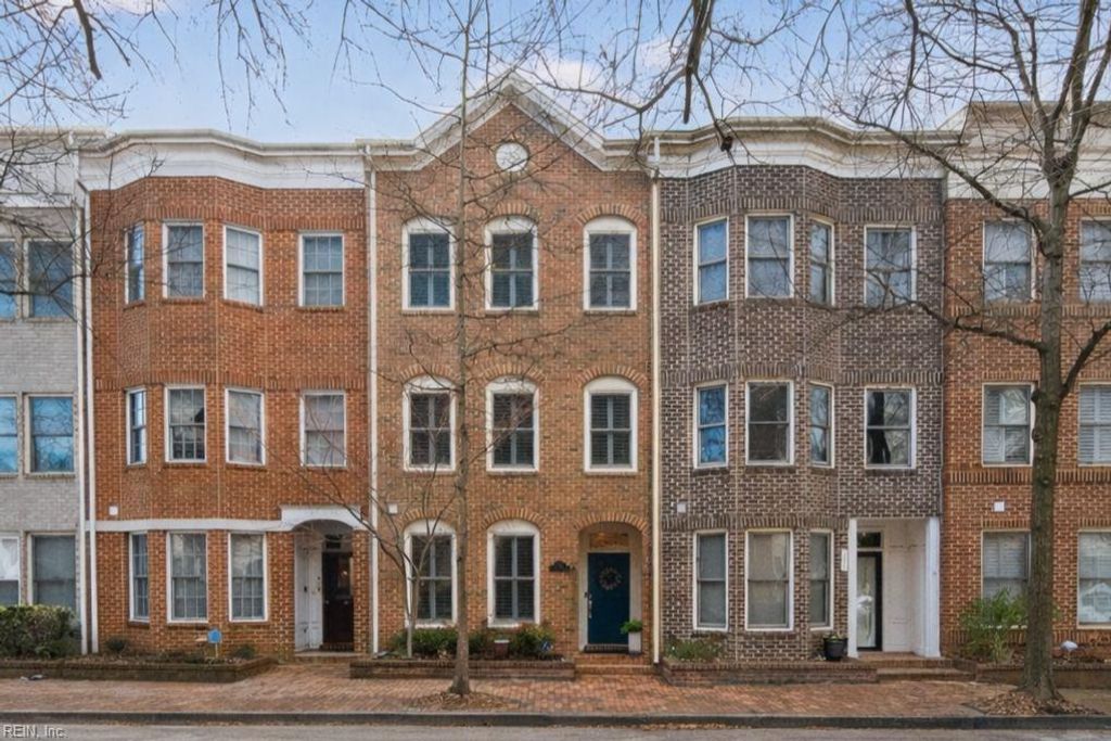 Photo of 239 College Place, Norfolk, VA 23510 (MLS # 10619476)