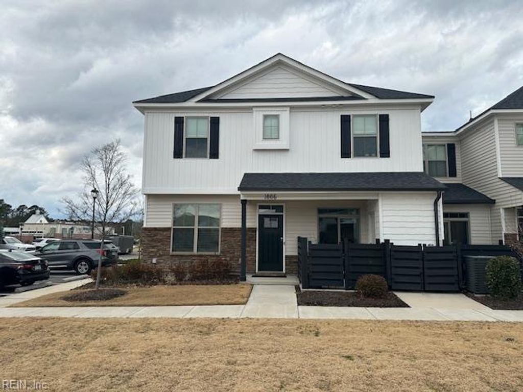 Photo of 1006 Kathy Ann Way W, Carrollton, VA 23314 (MLS # 10624447)