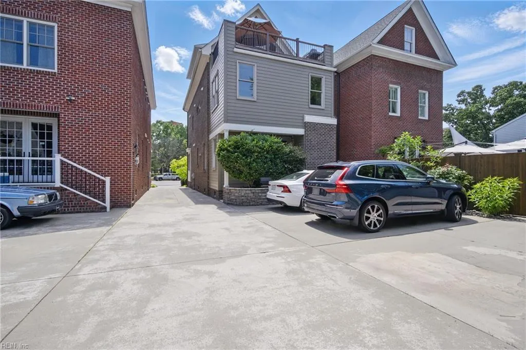 Norfolk, Virginia 23507, United States, 3 Bedrooms Bedrooms, ,4 BathroomsBathrooms,Residential,Active,132695