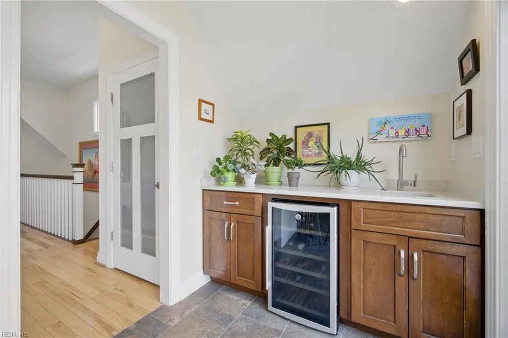 Norfolk, Virginia 23507, United States, 3 Bedrooms Bedrooms, ,4 BathroomsBathrooms,Residential,Active,132695