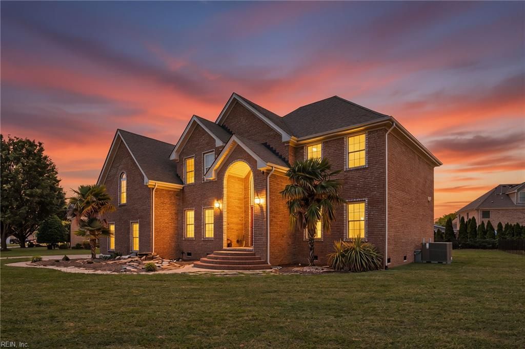 Photo of 404 Vespasian Circle, Chesapeake, VA 23322 (MLS # 10637123)