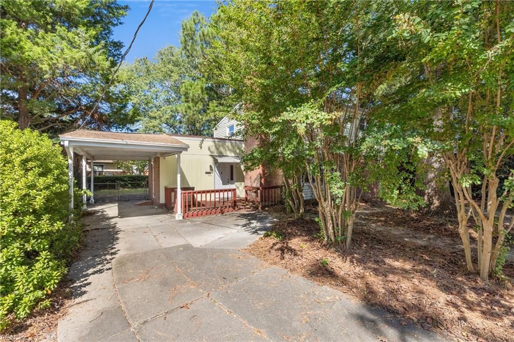 Photo of 505 Edinburgh Place, Virginia Beach, VA 23452 (MLS # 10621589)