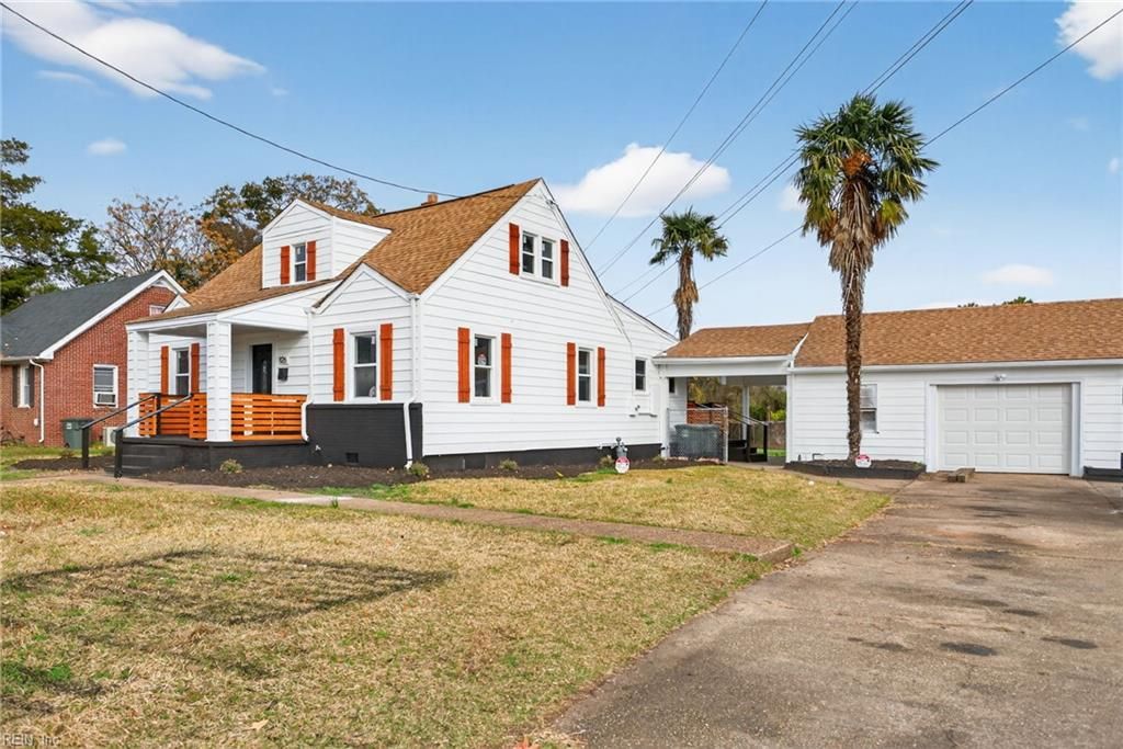 Photo of 826 Norview Avenue, Norfolk, VA 23509 (MLS # 10611823)