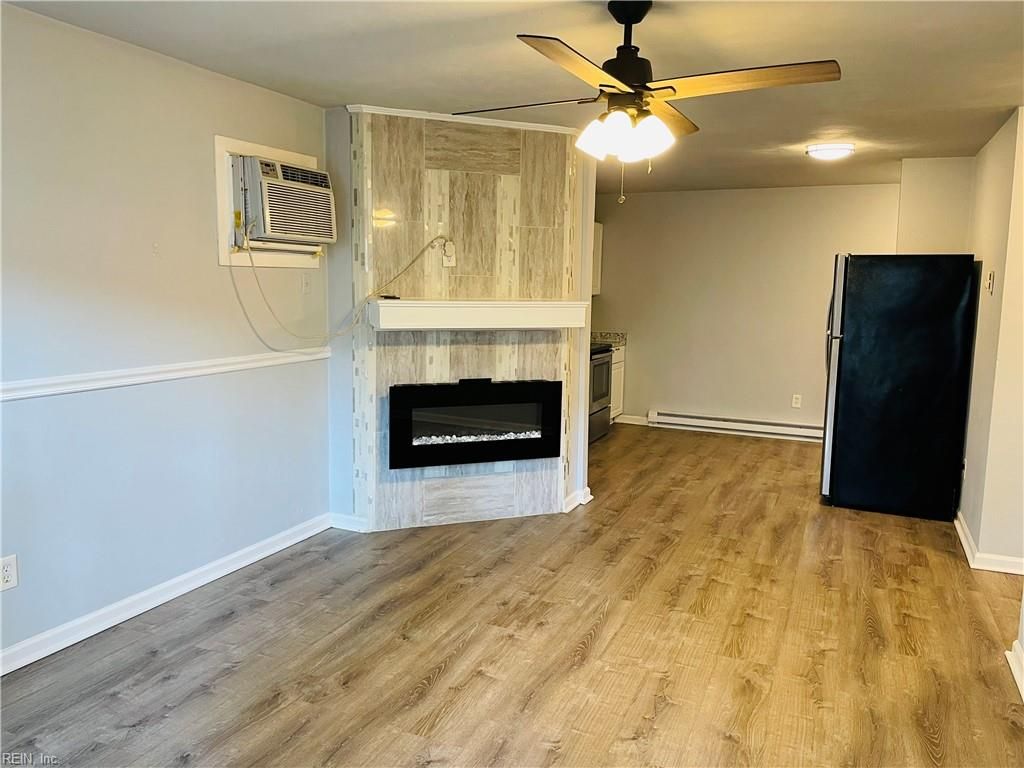 Photo of 703 S Rosemont Road, Virginia Beach, VA 23452 (MLS # 10627213)