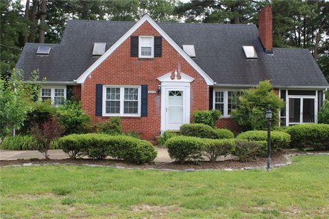 Photo of 2213 Wildwood Road, Chesapeake, VA 23323 (MLS # 10616843)