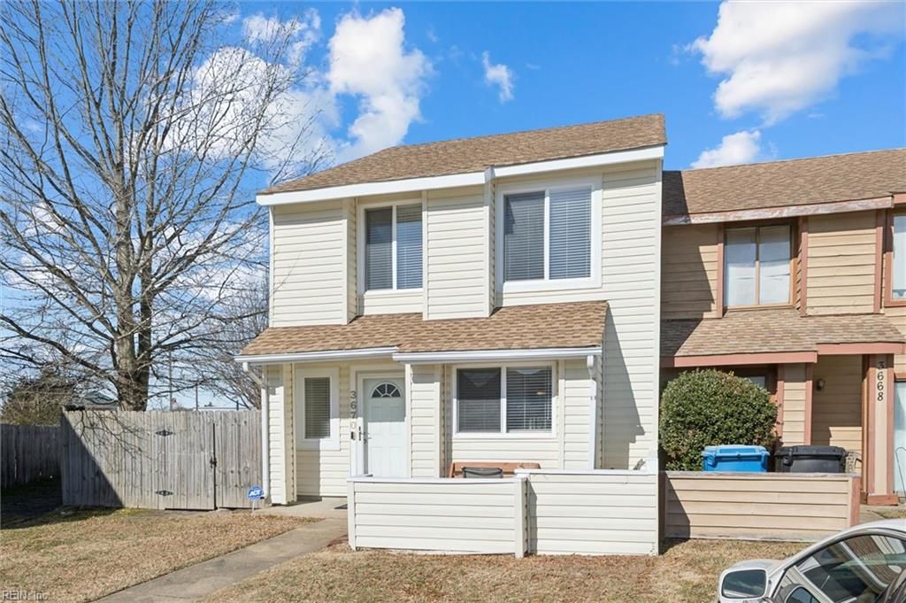 Photo of 3670 Chimney Creek Drive, Virginia Beach, VA 23462 (MLS # 10617073)